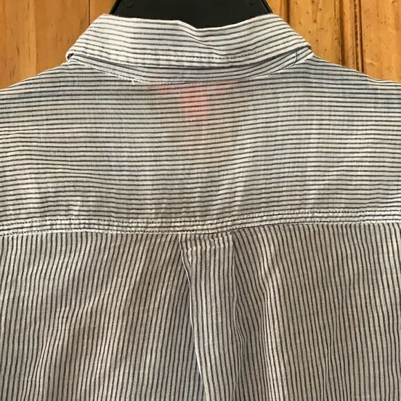 ***** 5 for $25 JOE Fresh Sheer Blouse NWOT - Picture 3 of 4